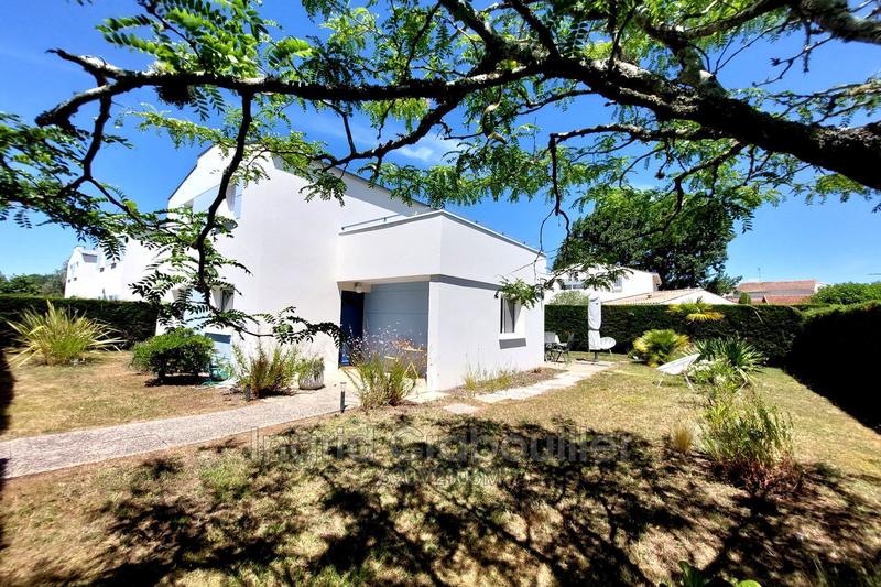 Maison - 111 m² - 5 pièces