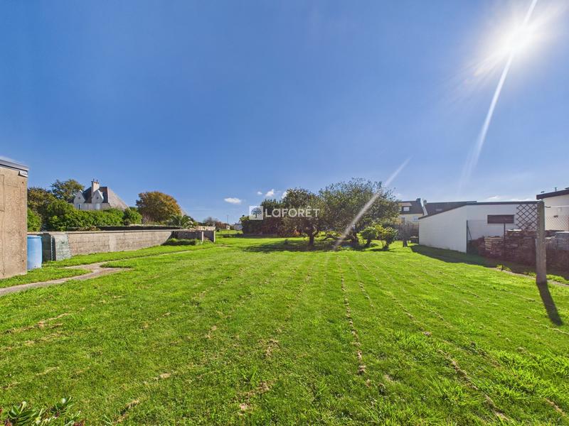 Maison - 224 m² - 9 pièces