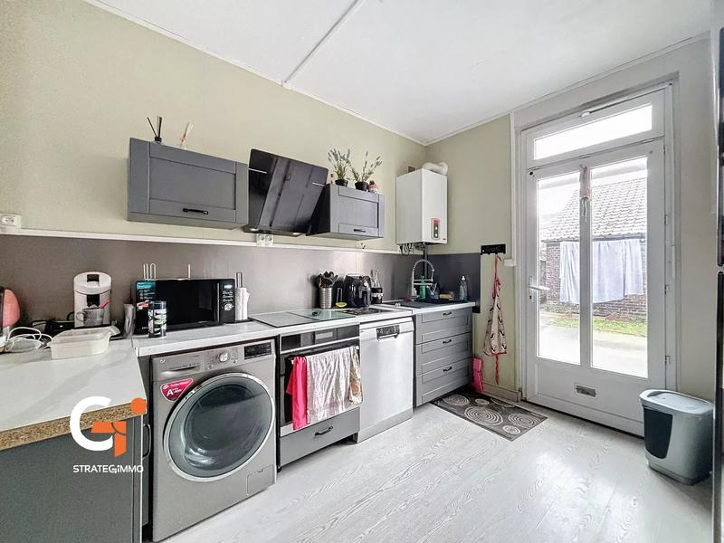 Maison - 94 m² - 5 pièces