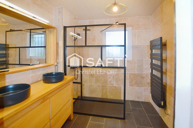 Maison - 140 m² - 6 pièces