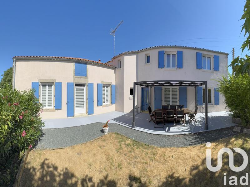 Maison - 136 m² - 6 pièces