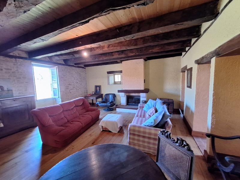 Maison traditionnelle - 198 m² - 6 pièces