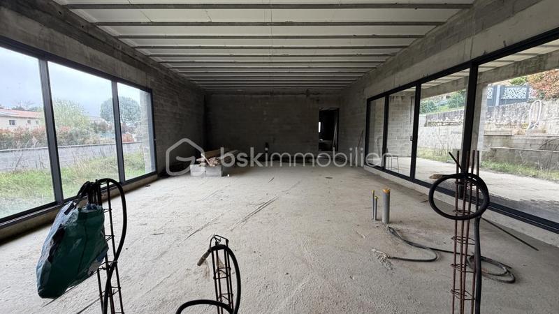 Maison - 190 m² - 5 pièces