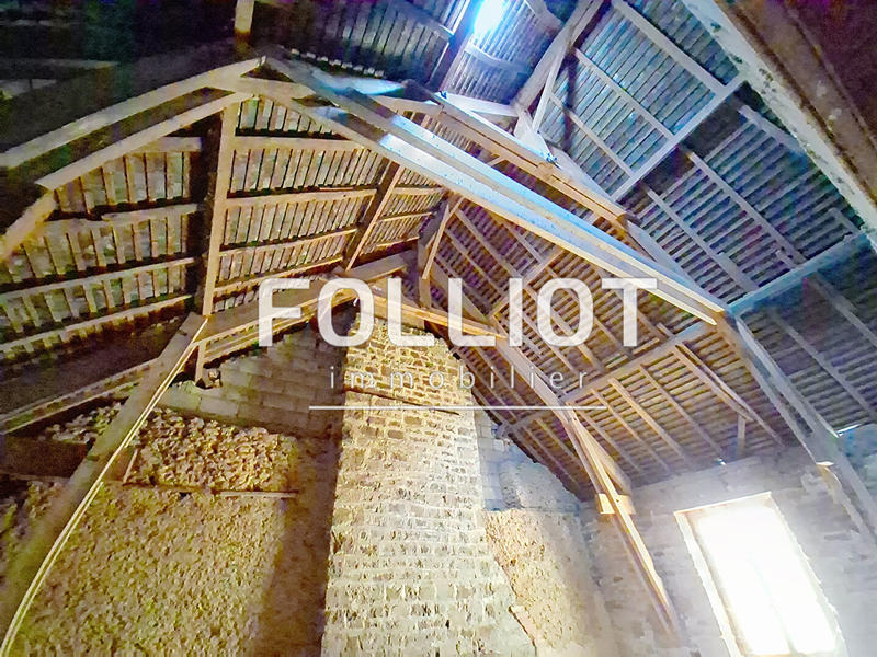 Maison - 200 m² - 2 pièces