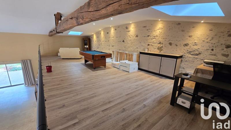 Maison - 275 m² - 6 pièces