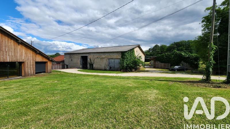 Maison - 342 m² - 11 pièces