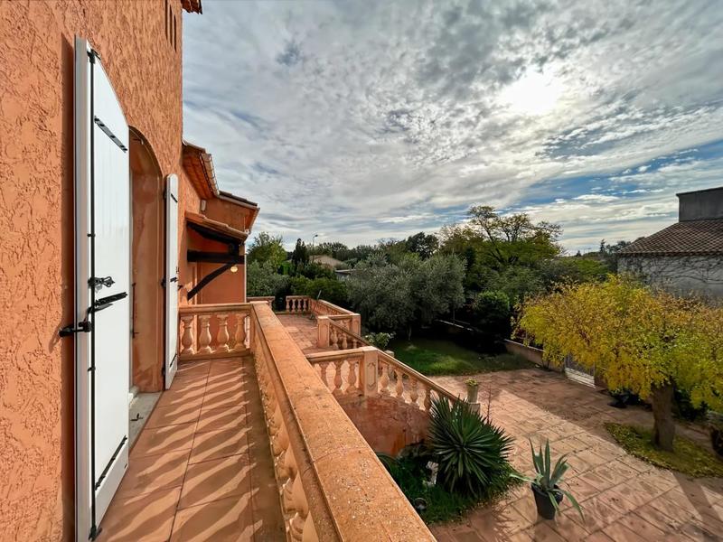 Maison - 165 m² - 6 pièces