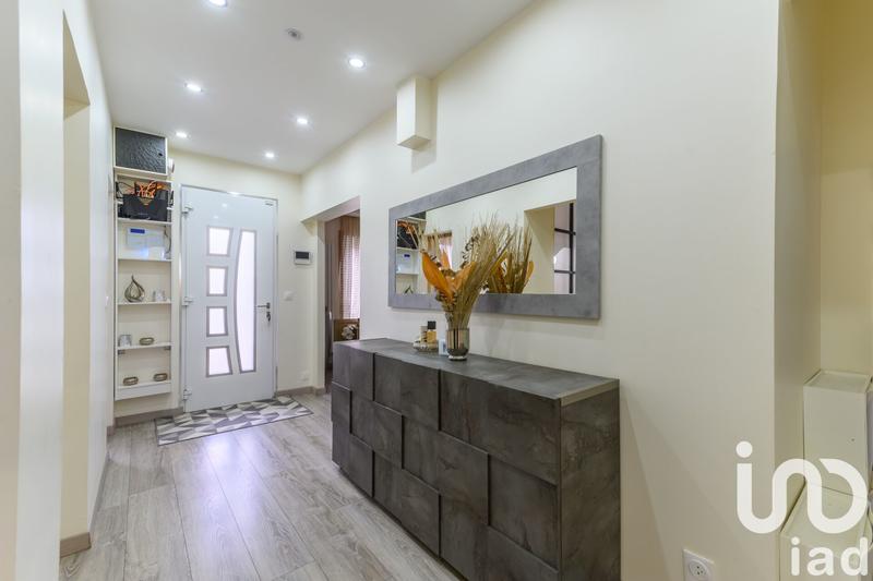 Maison - 172 m² - 8 pièces