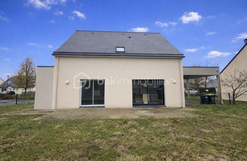 Maison - 151 m² - 8 pièces