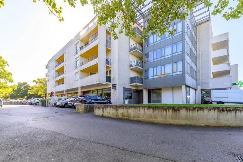 Appartement - 75 m² - 3 pièces