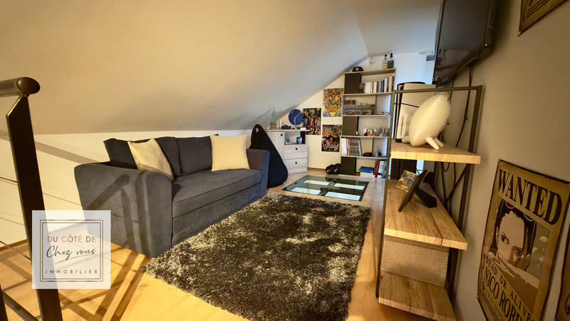 Loft - 208 m² - 6 pièces