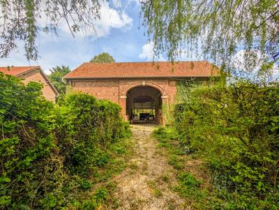 Propriété - 325 m² - 13 pièces