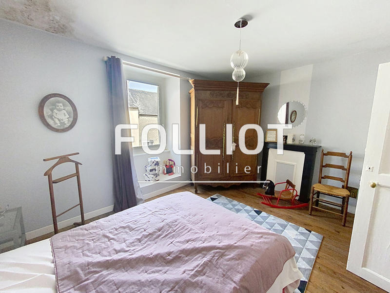 Maison - 200 m² - 7 pièces