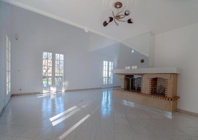 Maison - 170 m² - 4 pièces