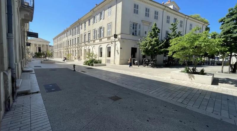 Local commercial - 90 m² - 3 pièces