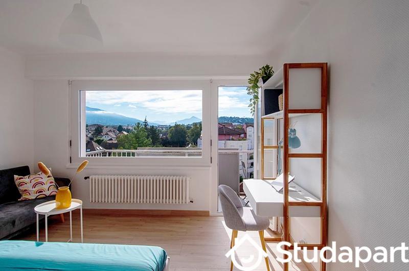 Chambre - 14 m² - 1 pièce