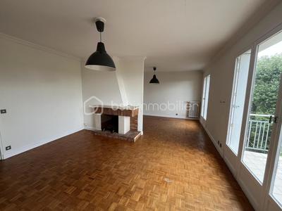 Appartement - 104 m² - 5 pièces
