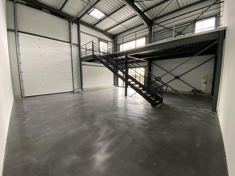 Local commercial - 139 m² - 2 pièces