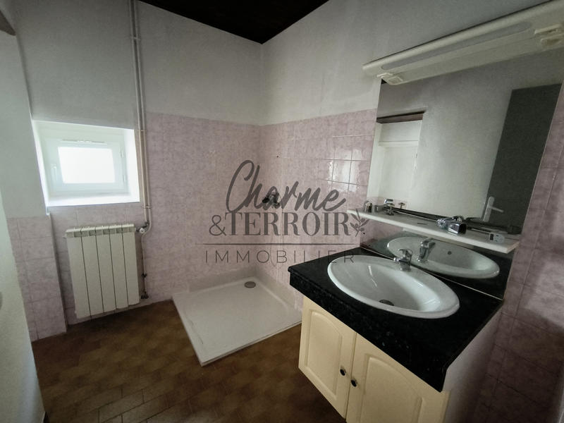 Maison de village - 120 m² - 6 pièces