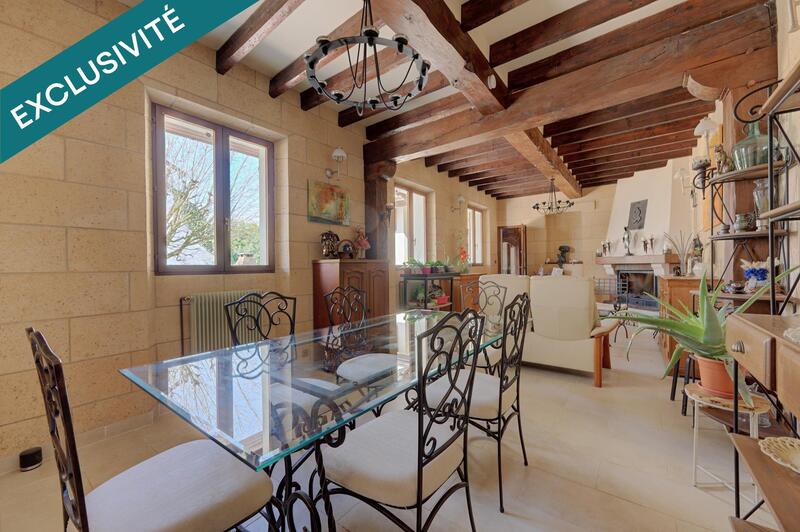 Maison - 185 m² - 8 pièces