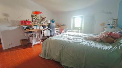 Maison de village - 87 m² - 4 pièces