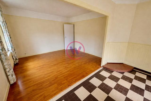 Maison - 200 m² - 7 pièces