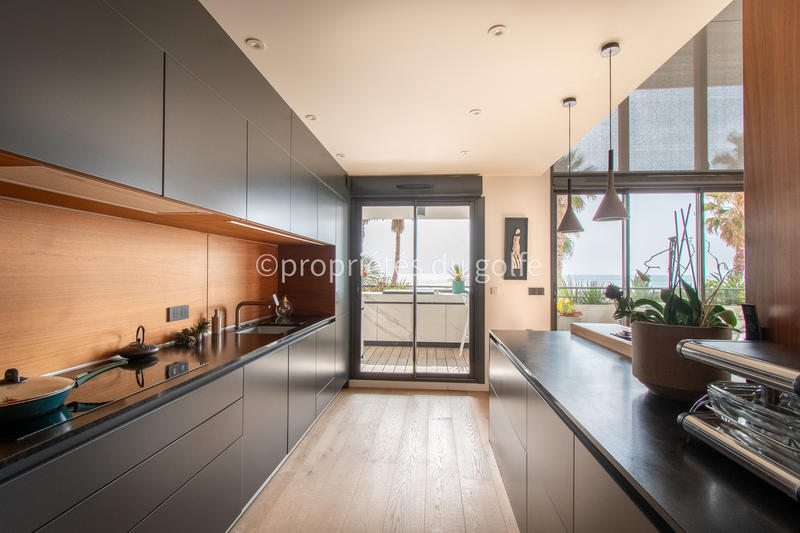 Appartement - 130 m² - 4 pièces