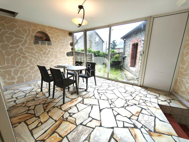 Immeuble - 300 m² - 12 pièces