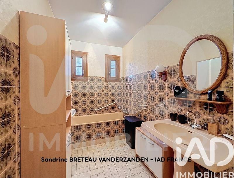 Maison - 143 m² - 7 pièces