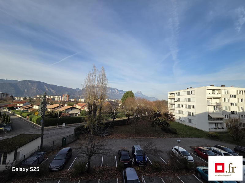 Appartement - 82 m² - 4 pièces