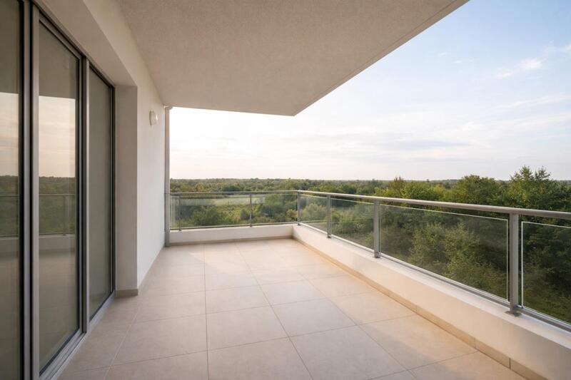 Appartement - 93 m² - 4 pièces