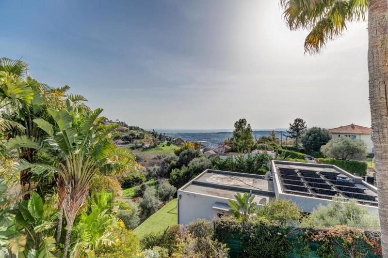 Villa - 303 m² - 7 pièces