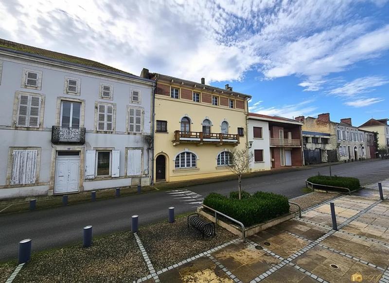 Maison de maîtres - 330 m² - 14 pièces