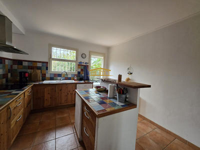 Maison - 177 m² - 7 pièces