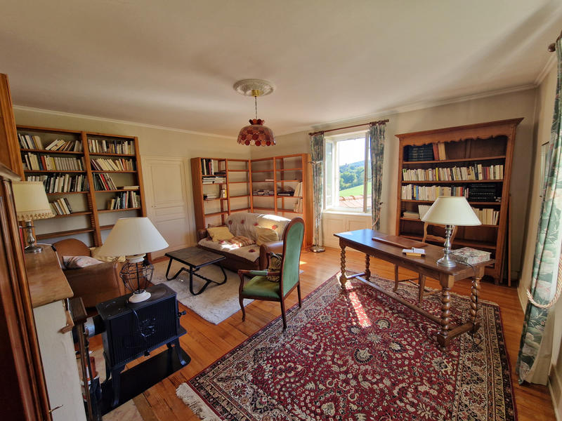 Maison - 186 m² - 8 pièces