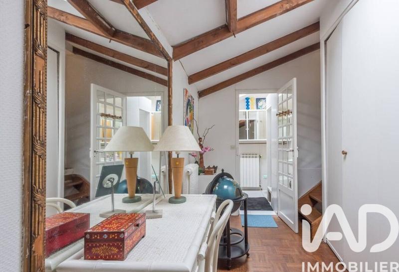 Maison - 175 m² - 9 pièces