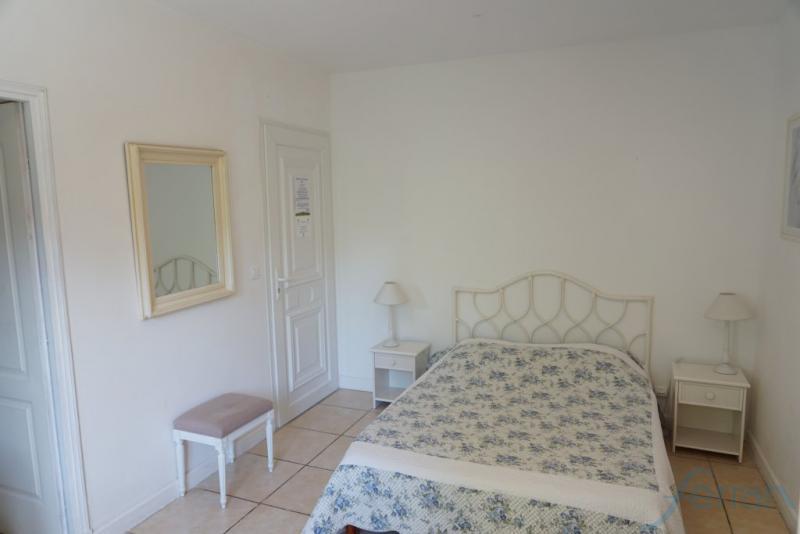 Maison - 280 m² - 7 pièces