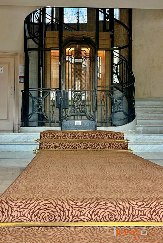 Appartement - 173 m² - 7 pièces