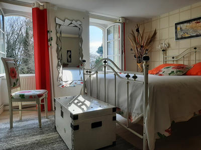 Maison - 210 m² - 6 pièces