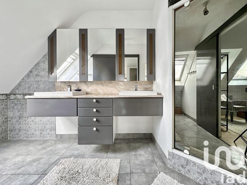 Maison - 158 m² - 5 pièces