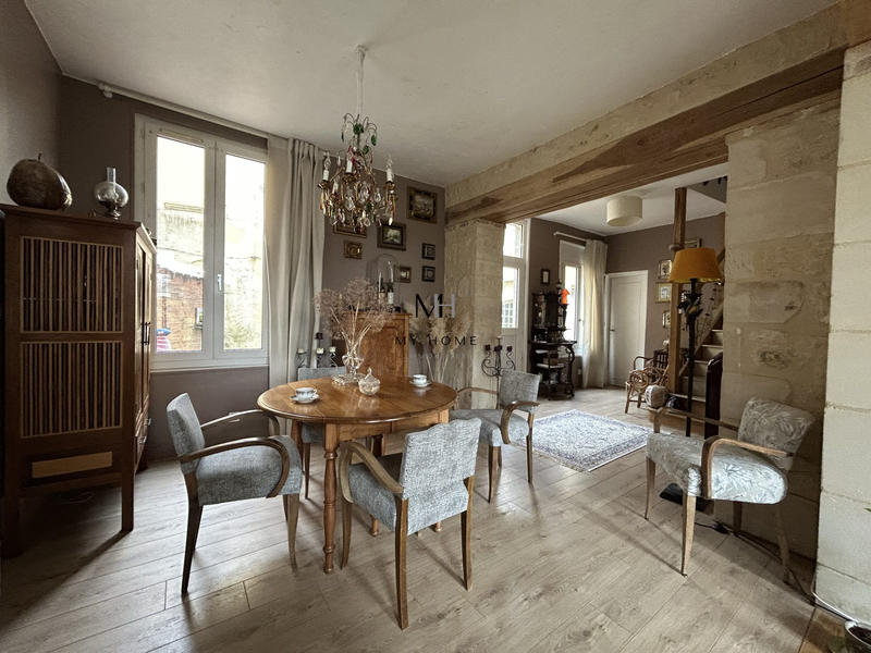 Maison - 183 m² - 8 pièces