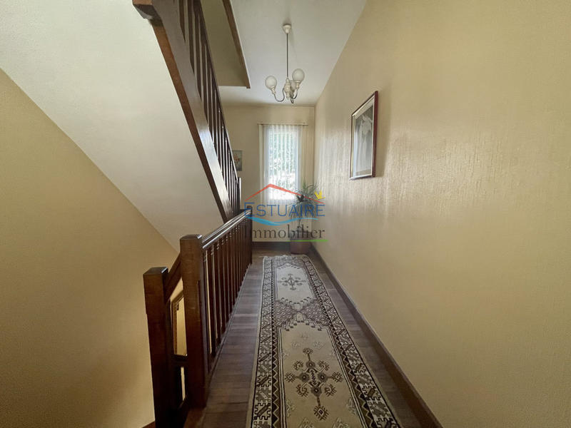 Maison - 157 m² - 6 pièces