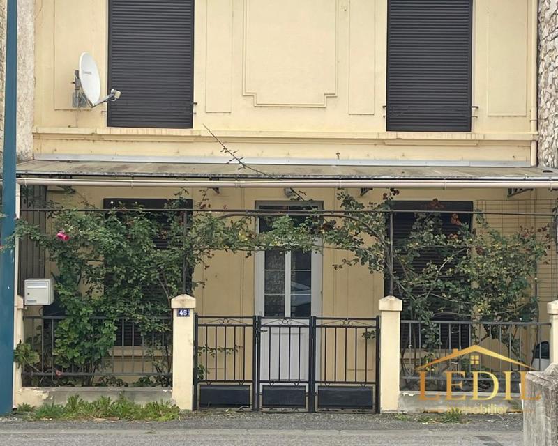 Maison de ville - 85 m² - 4 pièces