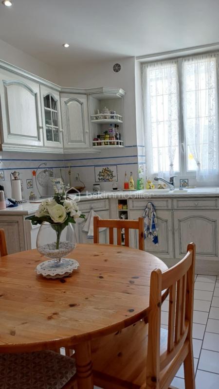 Appartement - 300 m² - 9 pièces