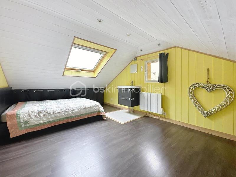 Maison - 230 m² - 10 pièces