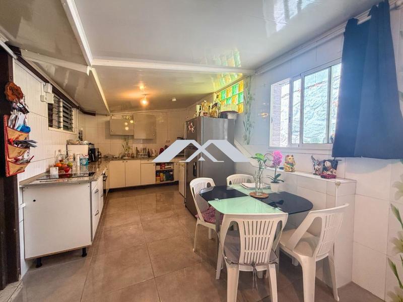 Maison - 125 m² - 6 pièces