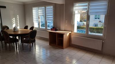 Maison - 101 m² - 6 pièces
