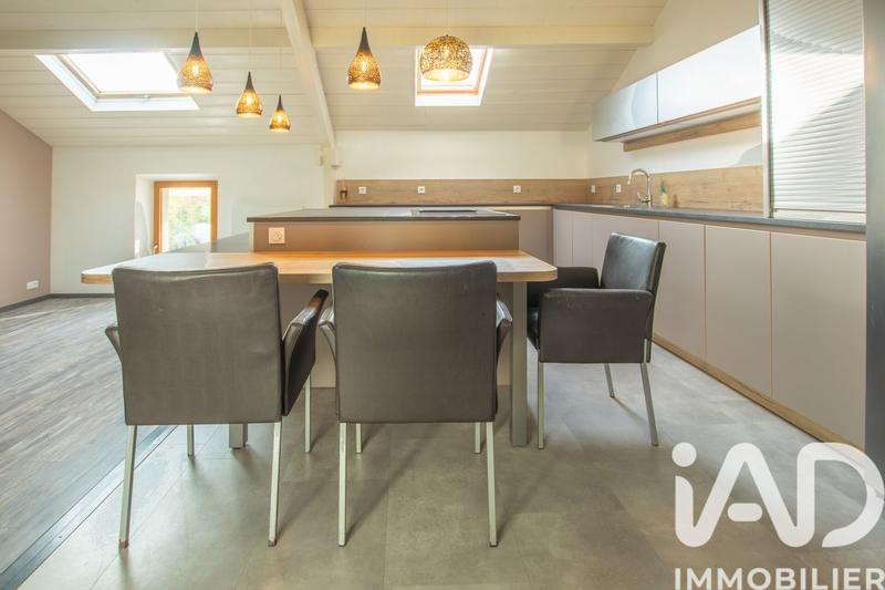 Loft - 165 m² - 6 pièces