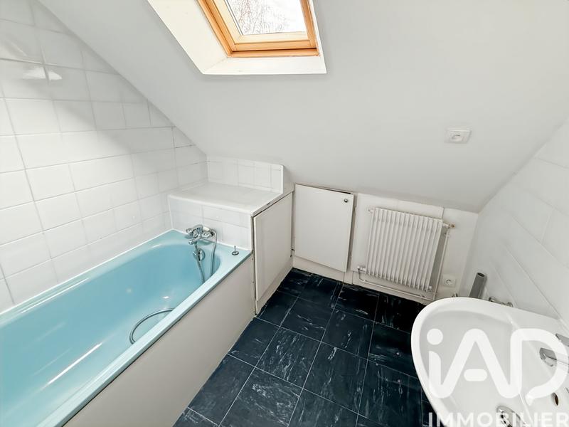 Maison - 98 m² - 5 pièces