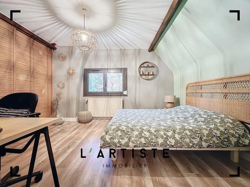 Maison - 188 m² - 7 pièces